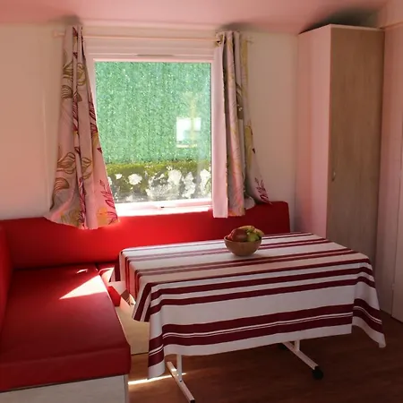 Camping Playa Arenillas Islares Exterior photo